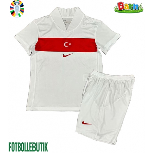 Turkey Hemmaställ Barn EM 2024 Kortärmad (+ Korta byxor)